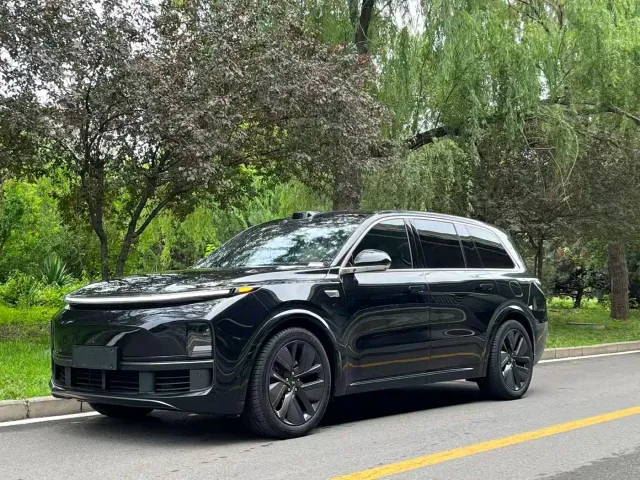 Li Auto L9 — Фото автомобиля 5