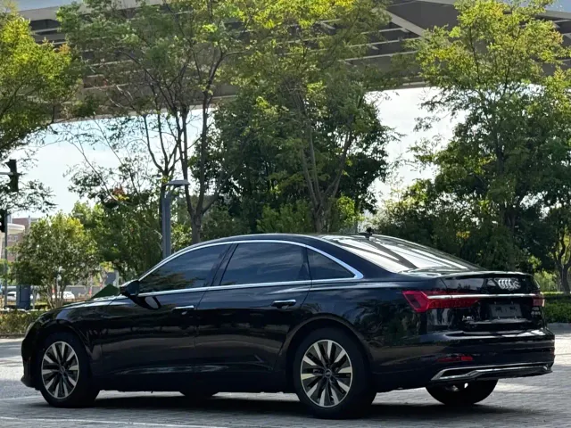 Audi A6L — Фото автомобиля 7