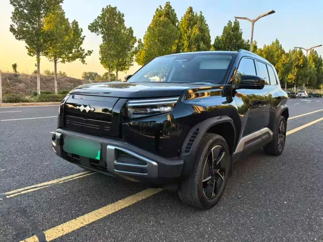 Фотография автомобиля — BYD FangChengBao Titanium 3