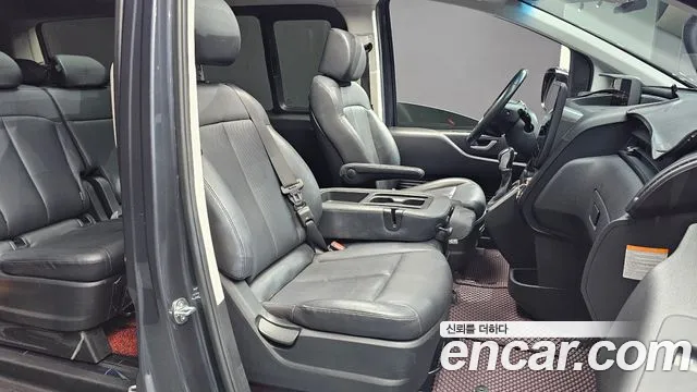 Hyundai Staria — Фото автомобиля 16