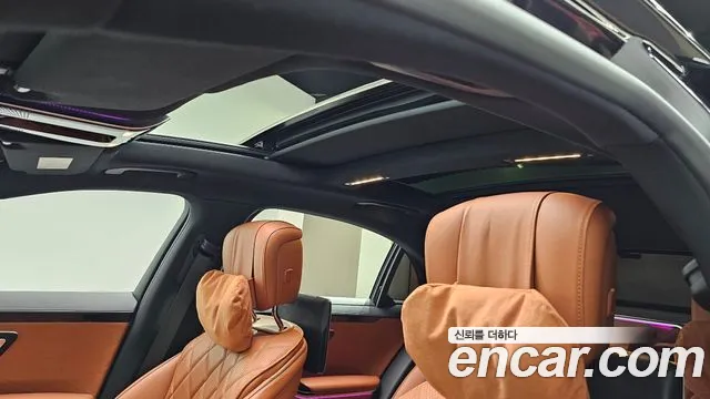 Mercedes-Benz S-Class — Фото автомобиля 27