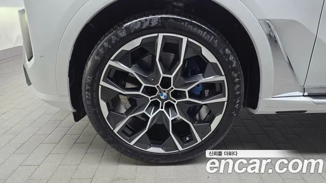 BMW X7 — Фото автомобиля 5