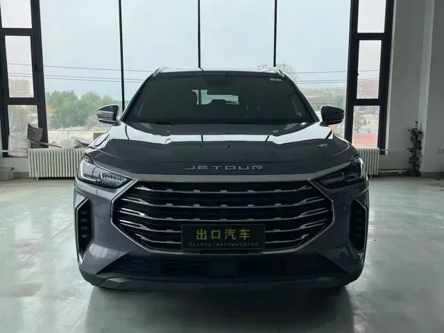 Jetour X70 Plus — Фото автомобиля 2