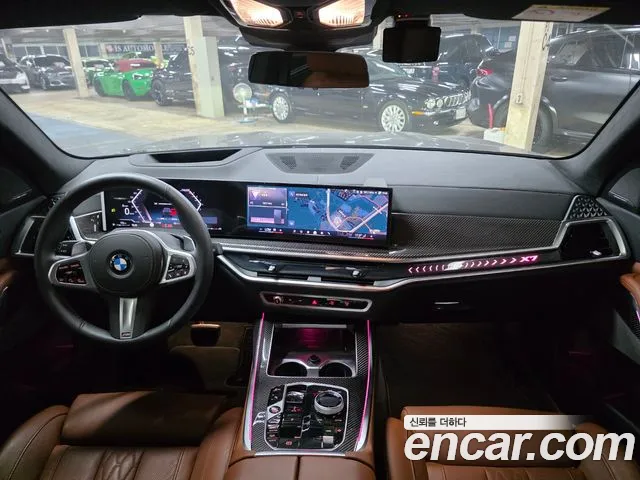 BMW X7 — Фото автомобиля 7
