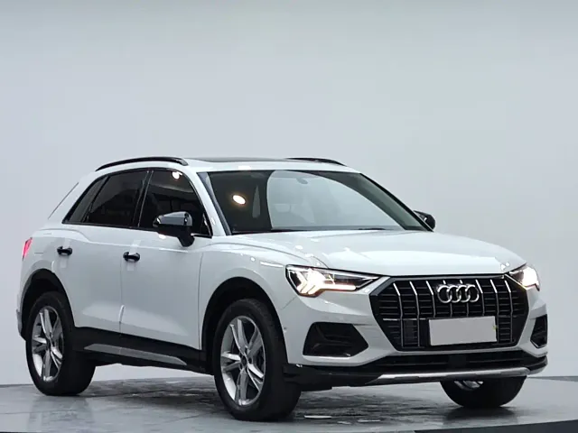 Audi Q3 — Фото автомобиля 3