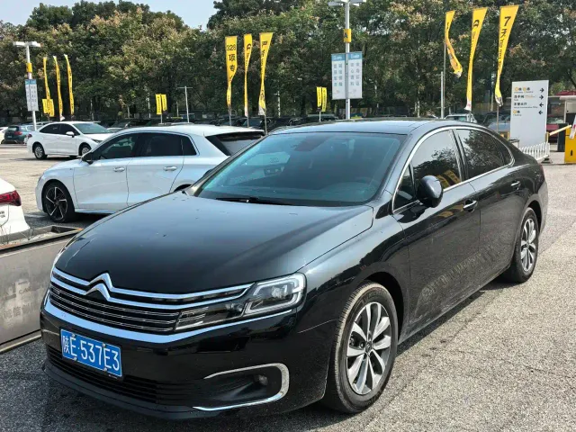 Фотография автомобиля — Citroen C6