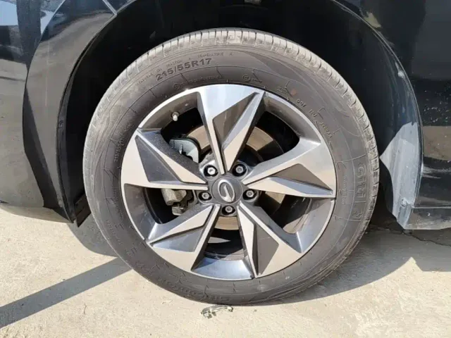 GAC Trumpchi M6 — Фото автомобиля 22