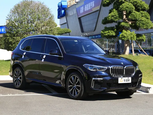 BMW X5 — Фото автомобиля 3