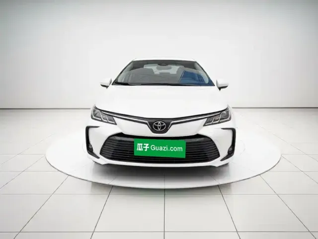 Toyota Corolla — Фото автомобиля 2
