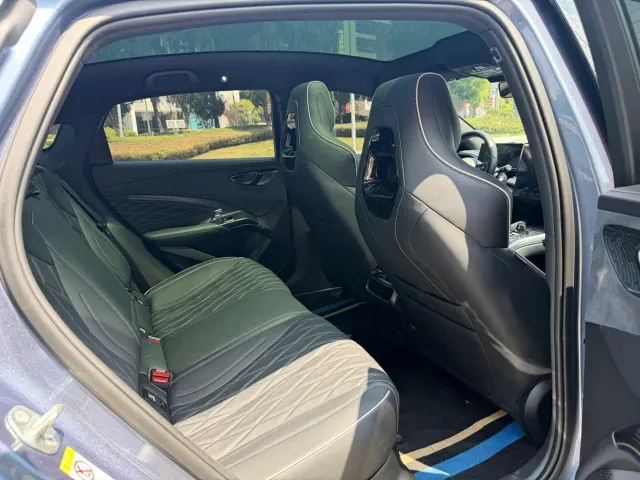 BYD Seal — Фото автомобиля 10