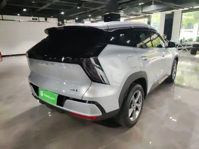 Geely Boyue L — Фото автомобиля 5