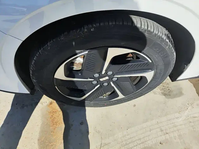 Geely Galaxy L6 — Фото автомобиля 22