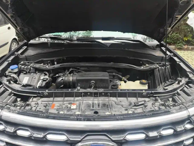 Ford Explorer — Фото автомобиля 10