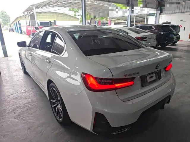 BMW 3 Series — Фото автомобиля 4