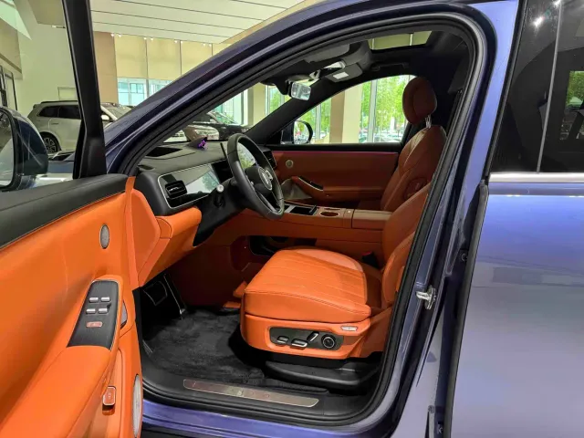 AITO Wenjie AITO M7 2026 Extended Range Base Model 6-Seater — Фото автомобиля 8