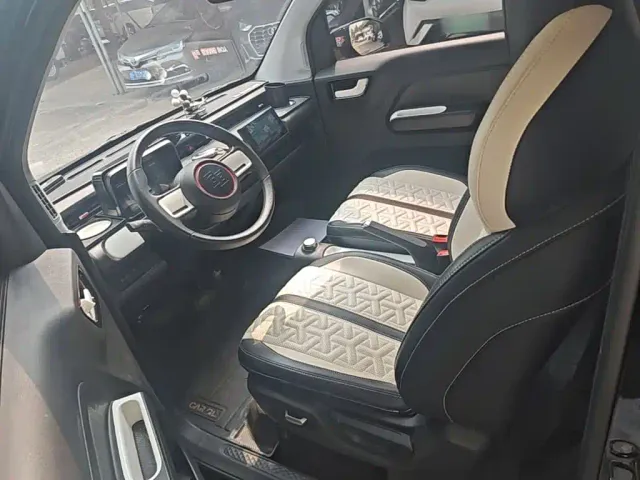 Wuling Hongguang Mini EV — Фото автомобиля 14