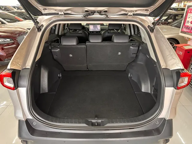 Toyota Wildlander — Фото автомобиля 7