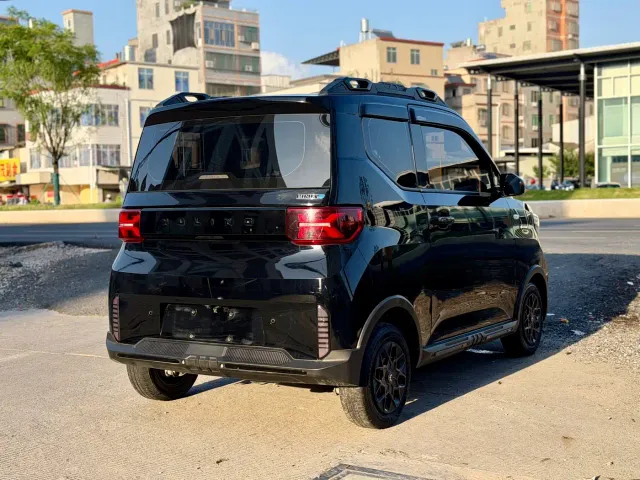 Wuling Hongguang Mini EV — Фото автомобиля 14