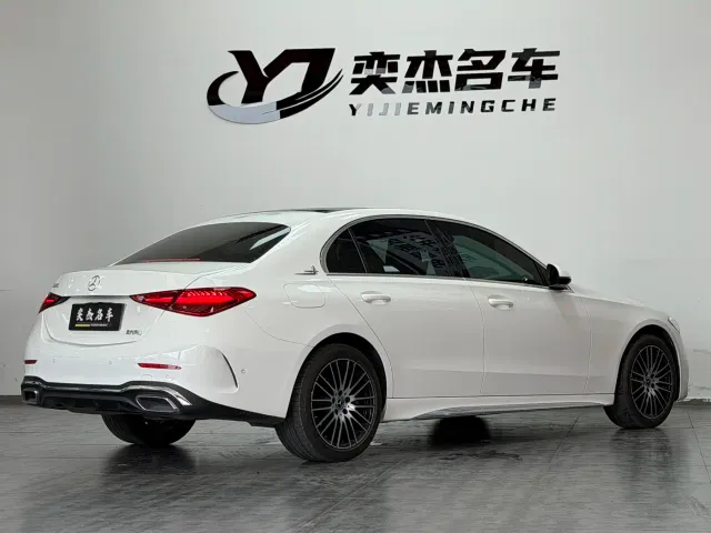 Mercedes-Benz C-Class — Фото автомобиля 8