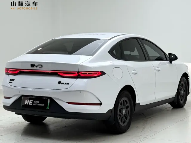 BYD Qin PLUS — Фото автомобиля 6