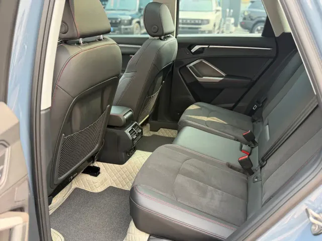 Audi Q3 — Фото автомобиля 9