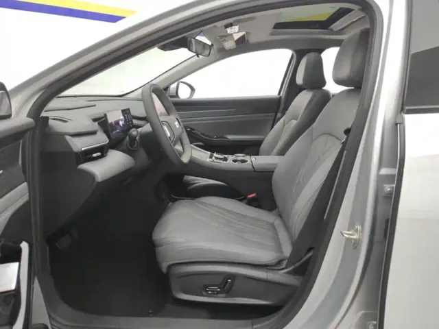 Geely Galaxy L6 — Фото автомобиля 9