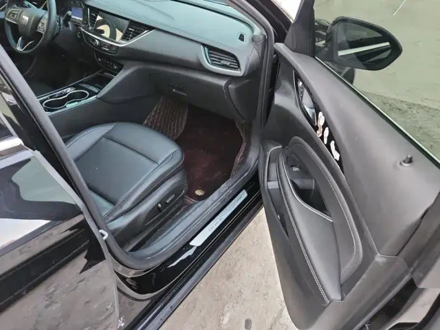 Buick Regal — Фото автомобиля 8