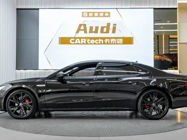 Audi A7L — Фото автомобиля 3
