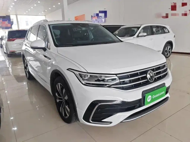 Volkswagen Tiguan L — Фото автомобиля 21
