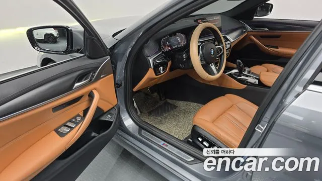 BMW 5-Series — Фото автомобиля 10