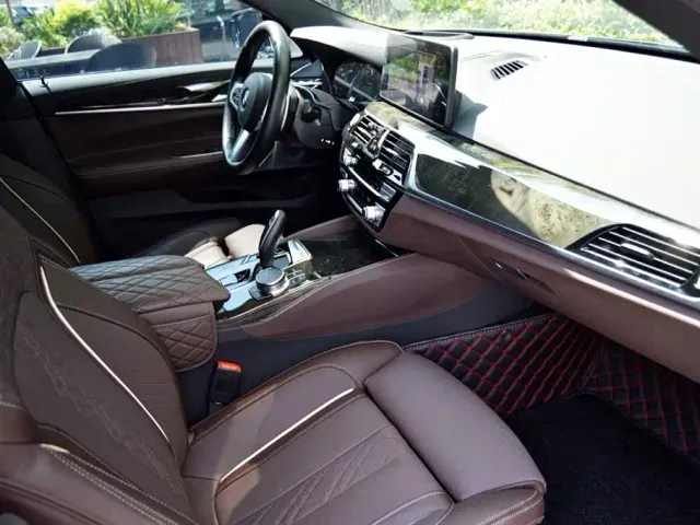 BMW 6 Series Gran Turismo — Фото автомобиля 17