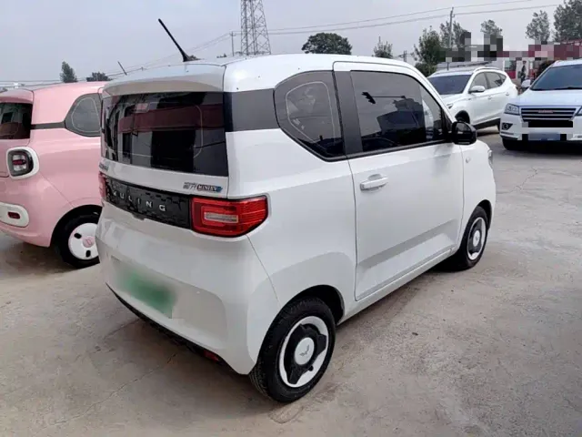 Wuling Hongguang Mini EV — Фото автомобиля 6