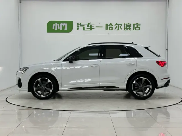 Audi Q3 — Фото автомобиля 5