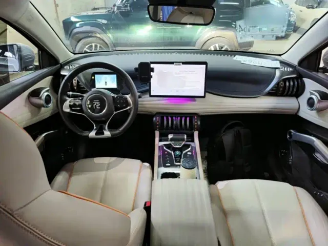 BYD Yuan PLUS — Фото автомобиля 9
