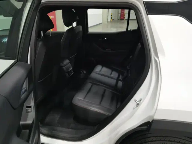 Chevrolet Equinox Plus — Фото автомобиля 15