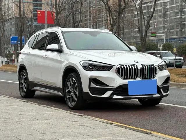 BMW X1 — Фото автомобиля 3