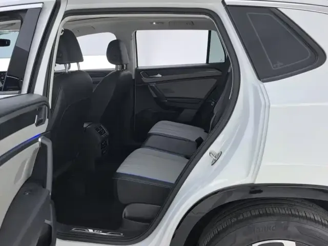 Volkswagen Tayron GTE Plug-in Hybrid — Фото автомобиля 11