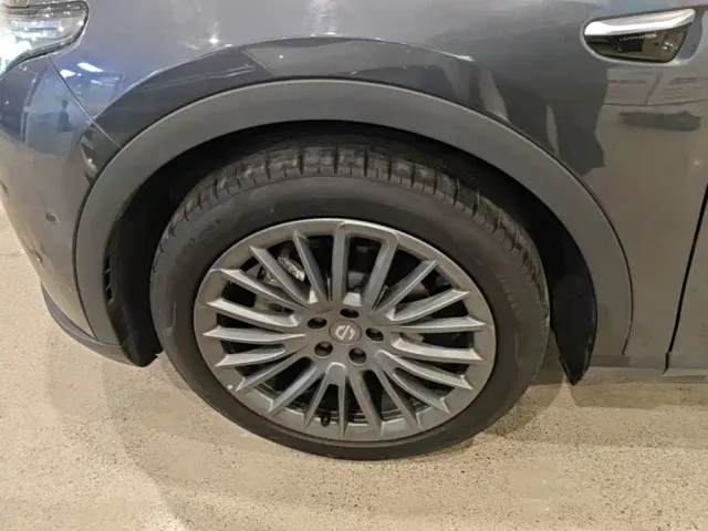 Leapmotor C11 — Фото автомобиля 22
