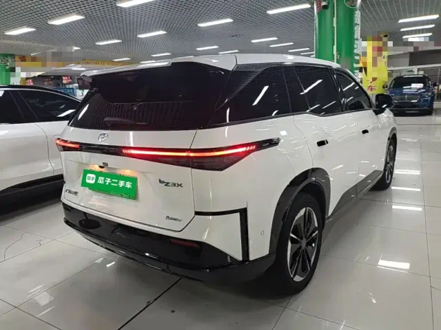 Toyota BoZhi 3X — Фото автомобиля 6