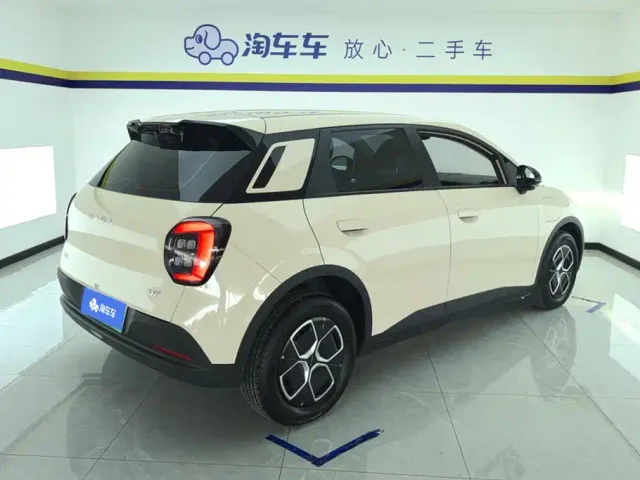 GAC Aion UT — Фото автомобиля 3