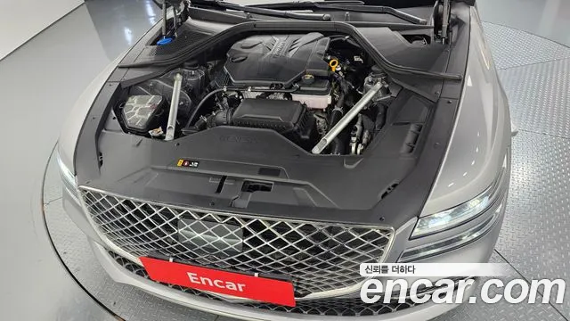 Genesis G80 Бензин 2.5 турбо AWD — Фото автомобиля 6