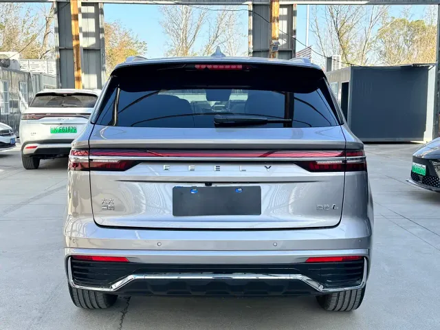 Geely Xingyue L — Фото автомобиля 8