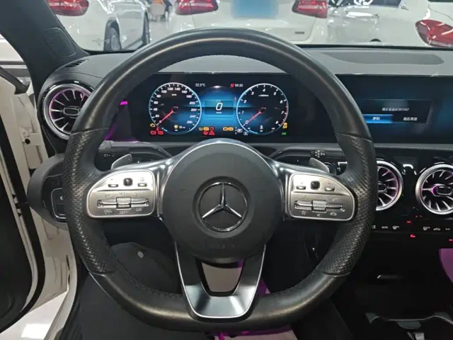Mercedes-Benz A-Class — Фото автомобиля 10