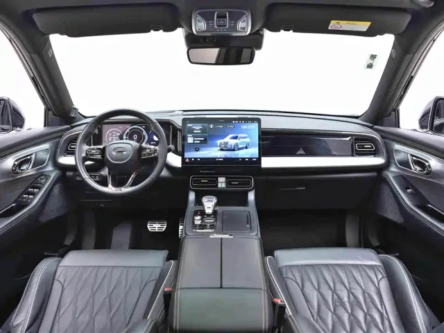 GAC Trumpchi GS8 — Фото автомобиля 14