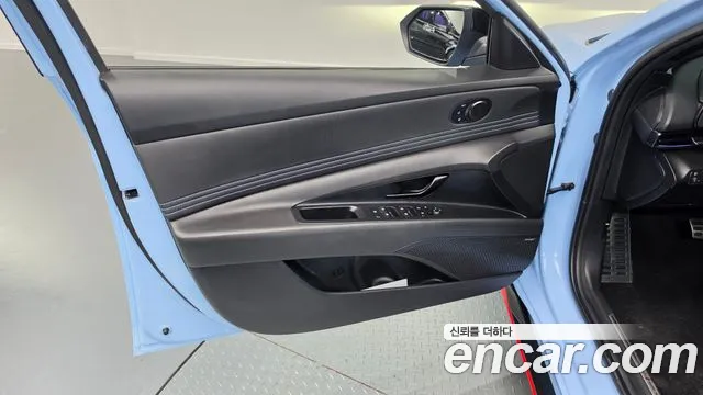 Hyundai Avante CN7 — Фото автомобиля 13