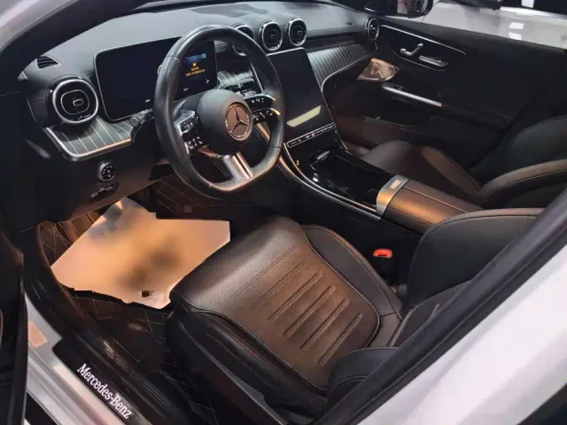 Mercedes-Benz C-Class — Фото автомобиля 9