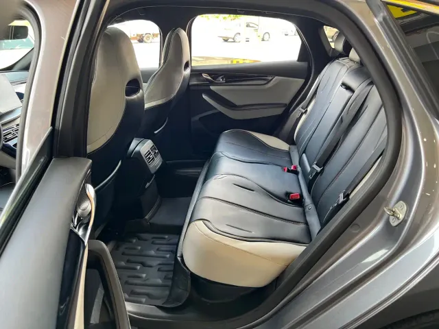 BYD Qin PLUS — Фото автомобиля 5