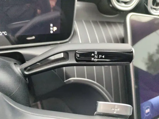 Mercedes-Benz C-Class — Фото автомобиля 10