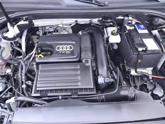 Audi Q3 — Фото автомобиля 24