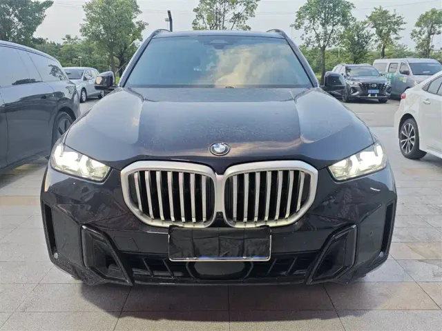 BMW X5 — Фото автомобиля 6